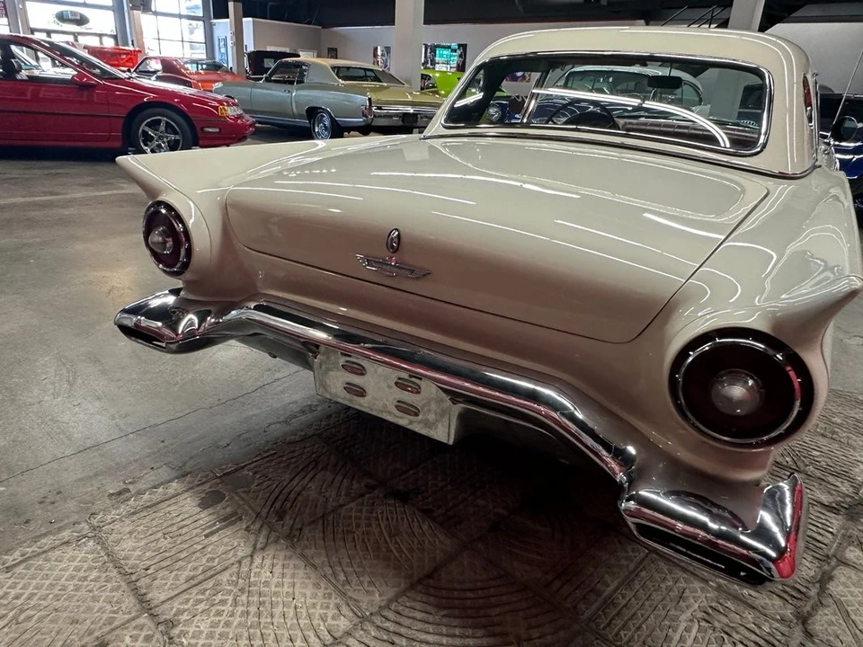 1957 Ford Thunderbird 1st Gen - Image 17 of 31