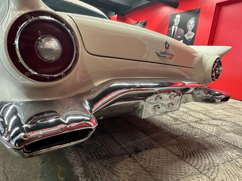 1957 Ford Thunderbird 1st Gen - Image 20 of 31