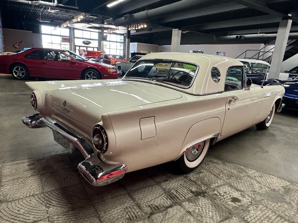 1957 Ford Thunderbird 1st Gen - Image 14 of 31