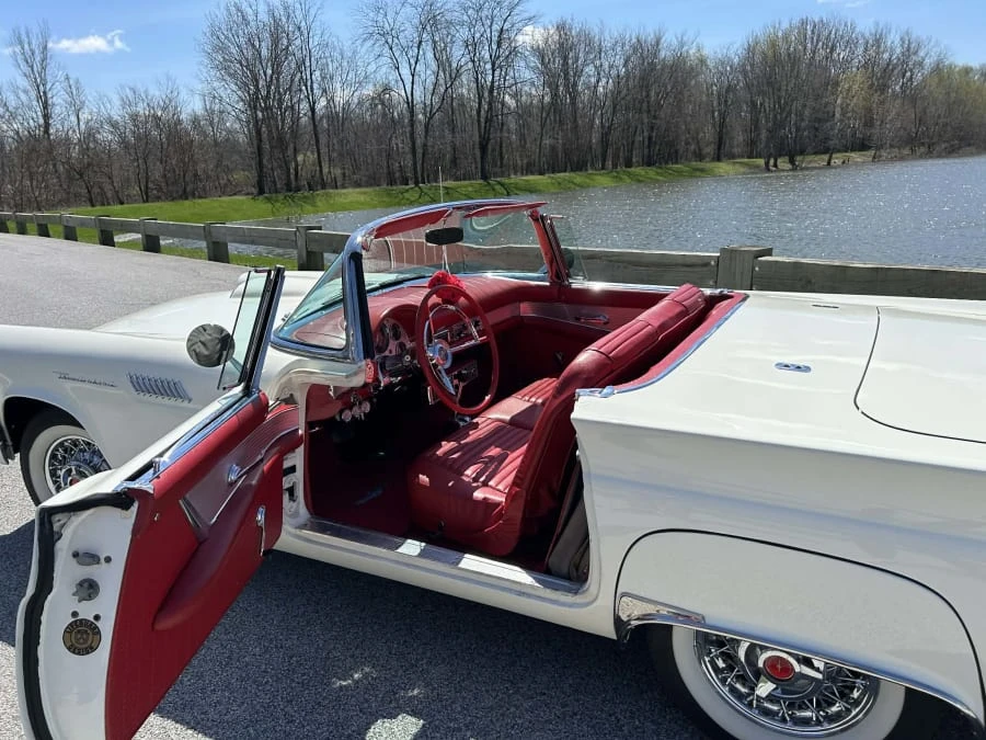 1957 Ford Thunderbird 1st Gen - Image 5 of 7