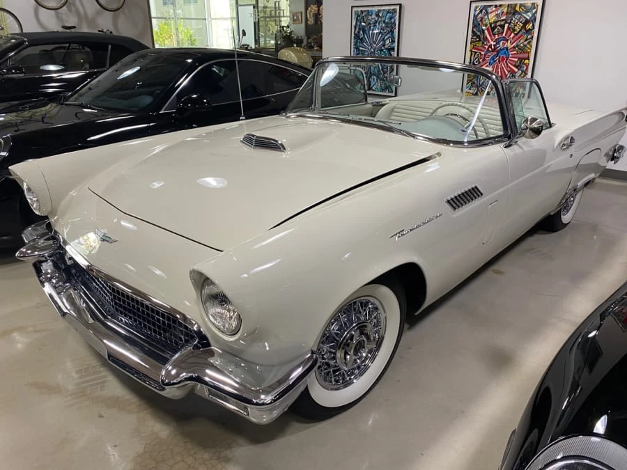 1957 Ford Thunderbird 1st Gen - Image 3 of 18
