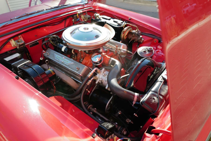 1957 Ford Thunderbird 1st Gen - Image 9 of 10