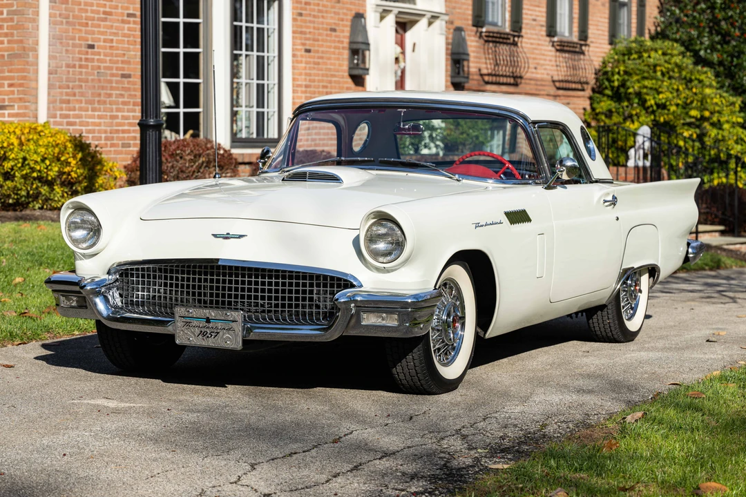 1957 Ford Thunderbird 1st Gen - Image 11 of 31