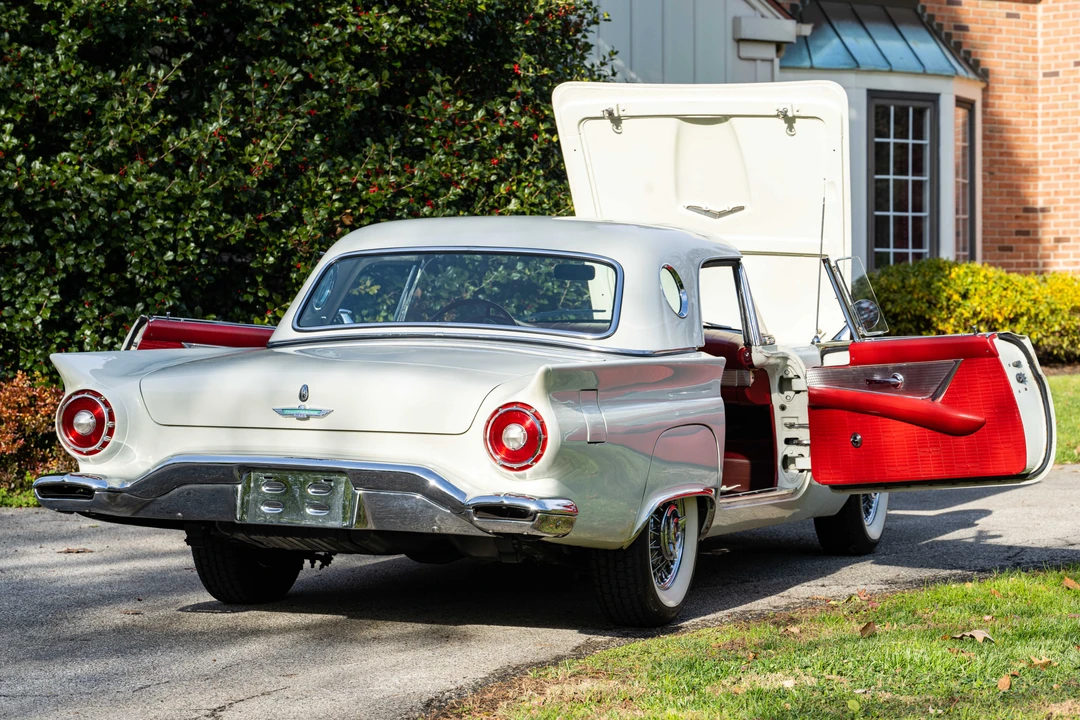 1957 Ford Thunderbird 1st Gen - Image 13 of 31