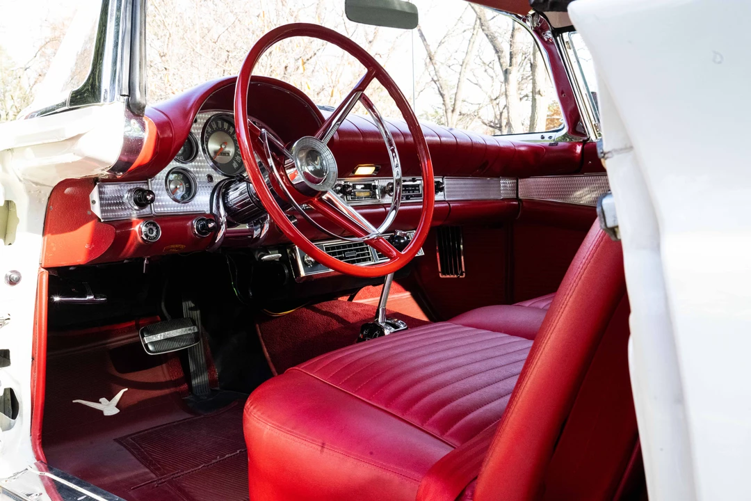 1957 Ford Thunderbird 1st Gen - Image 21 of 31