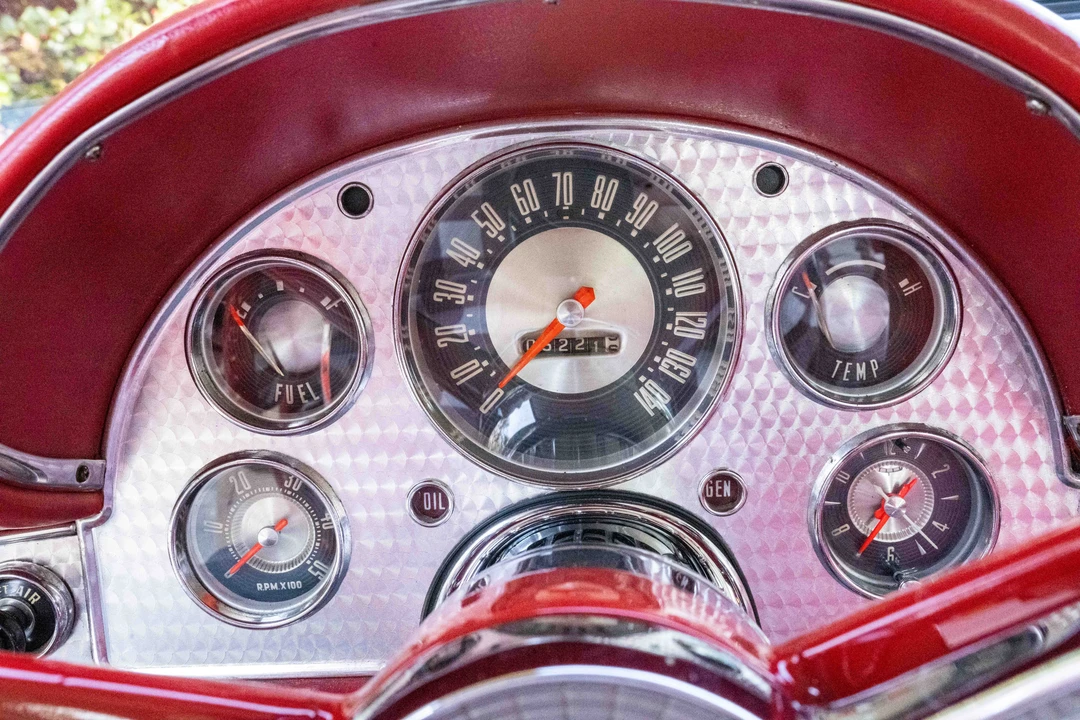 1957 Ford Thunderbird 1st Gen - Image 26 of 31