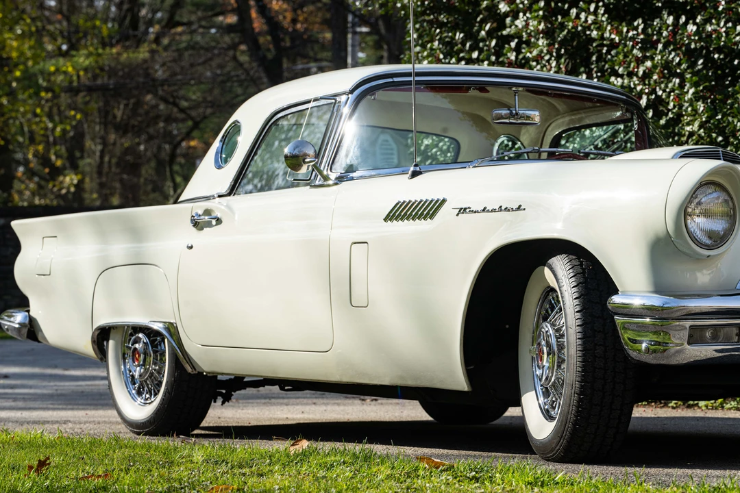 1957 Ford Thunderbird 1st Gen - Image 8 of 31