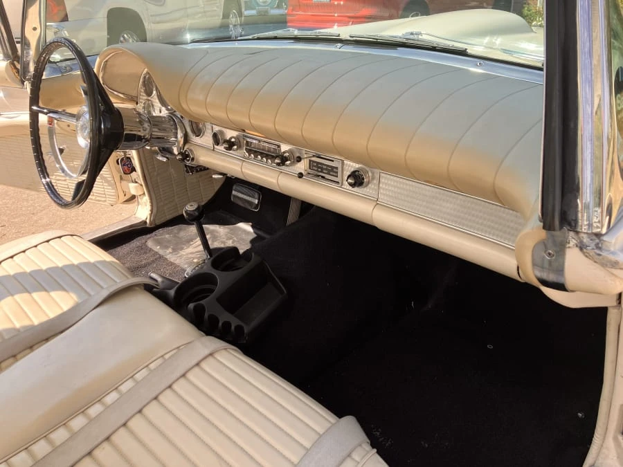 1957 Ford Thunderbird 1st Gen - Image 19 of 31