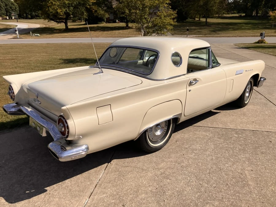 1957 Ford Thunderbird 1st Gen - Image 13 of 31