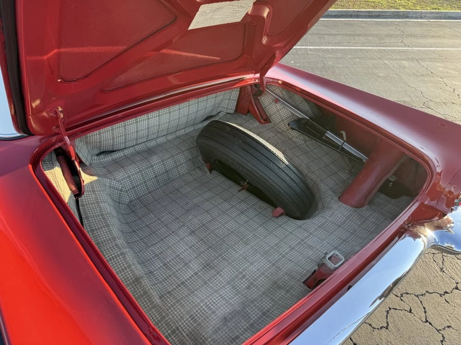 1957 Ford Thunderbird 1st Gen - Image 19 of 25