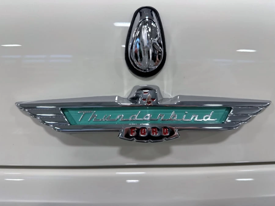 1957 Ford Thunderbird 1st Gen - Image 19 of 31