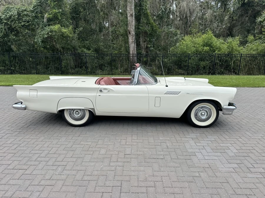 1957 Ford Thunderbird 1st Gen - Image 8 of 31