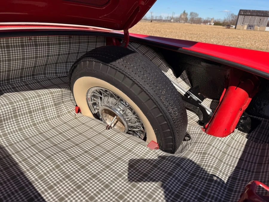 1957 Ford Thunderbird 1st Gen - Image 17 of 17