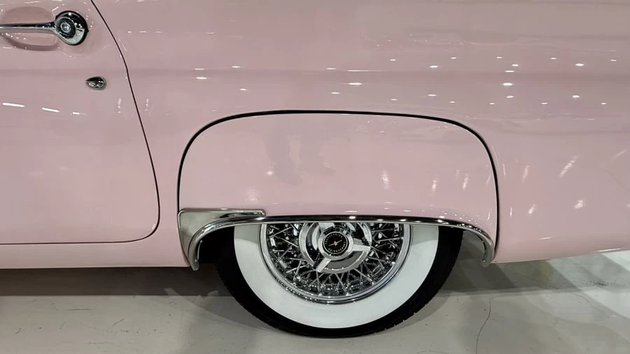 1957 Ford Thunderbird 1st Gen - Image 24 of 31