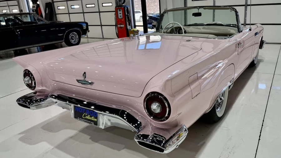 1957 Ford Thunderbird 1st Gen - Image 19 of 31