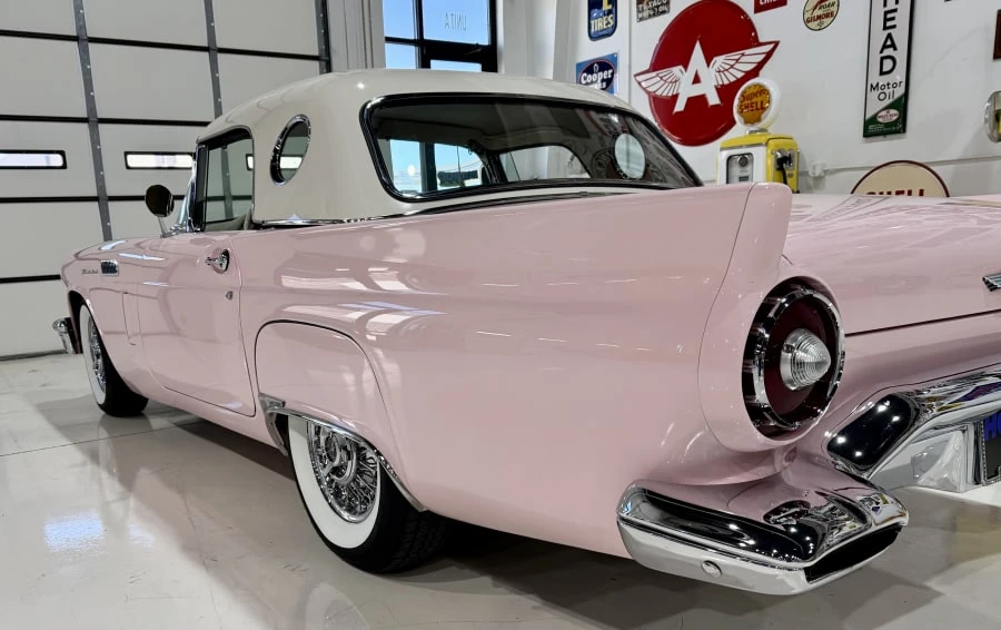 1957 Ford Thunderbird 1st Gen - Image 30 of 31
