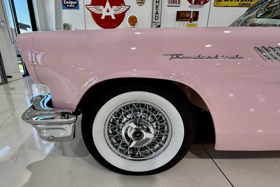 1957 Ford Thunderbird 1st Gen - Image 23 of 31
