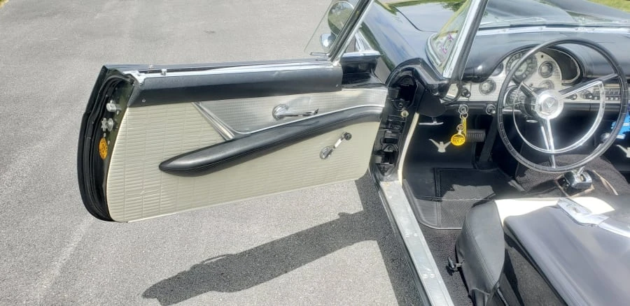 1957 Ford Thunderbird 1st Gen - Image 11 of 23