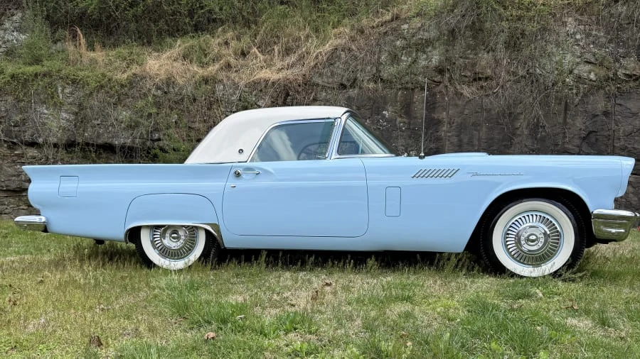 1957 Ford Thunderbird 1st Gen - Image 2 of 12