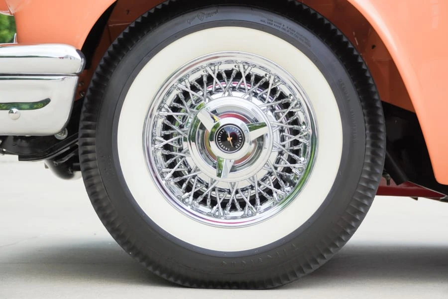 1957 Ford Thunderbird 1st Gen - Image 26 of 31