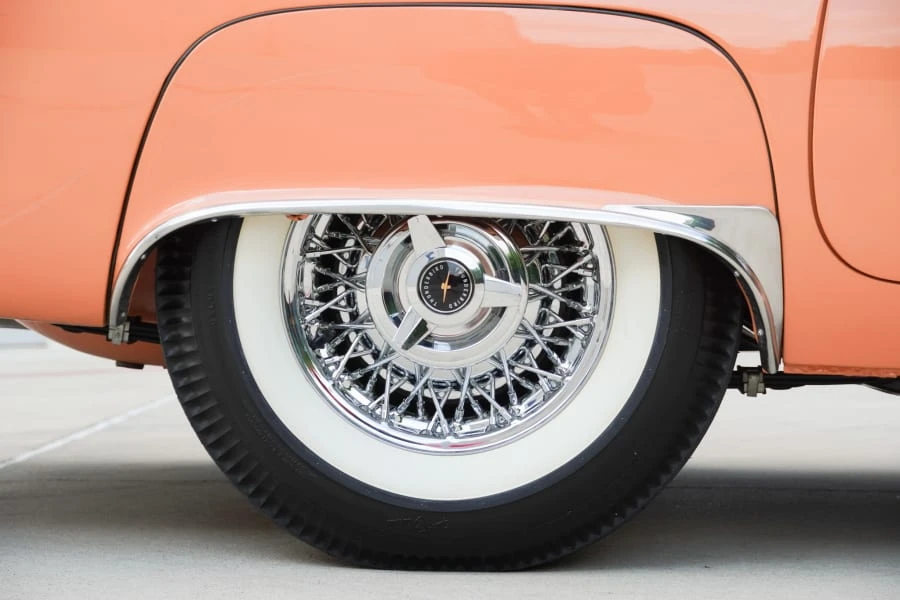 1957 Ford Thunderbird 1st Gen - Image 25 of 31