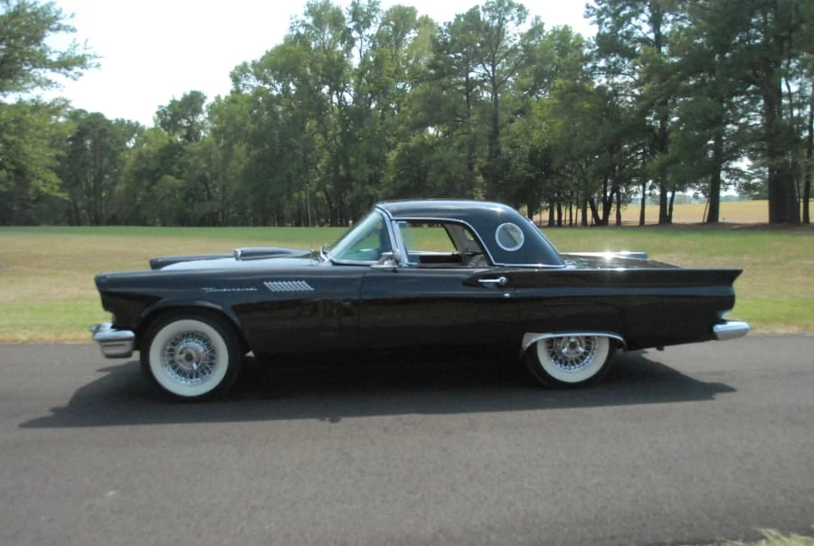 1957 Ford Thunderbird 1st Gen - Image 2 of 7