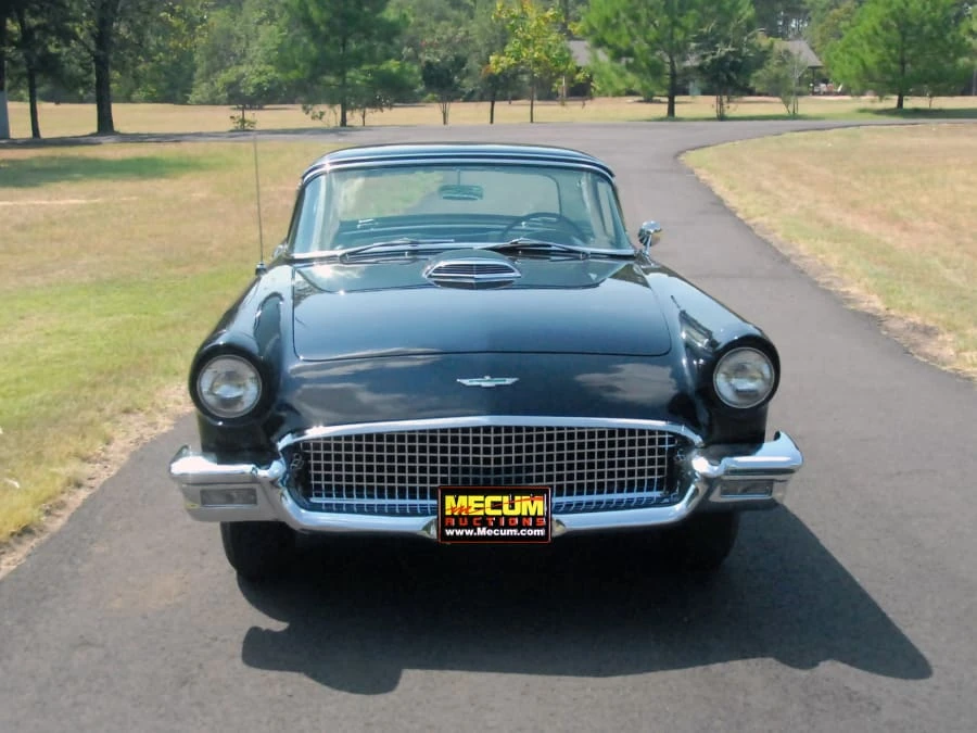 1957 Ford Thunderbird 1st Gen - Image 6 of 7