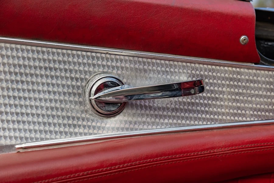 1957 Ford Thunderbird 1st Gen - Image 30 of 31