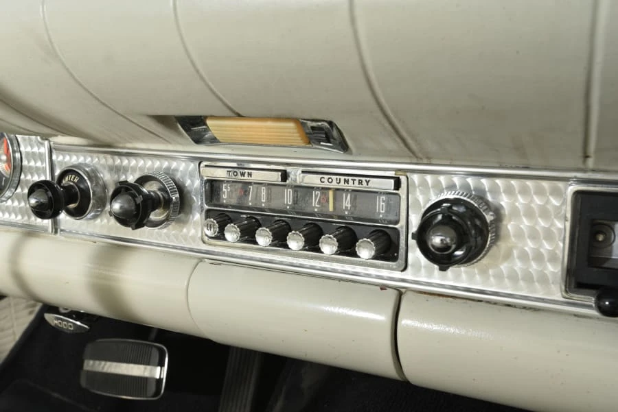 1957 Ford Thunderbird 1st Gen - Image 20 of 28