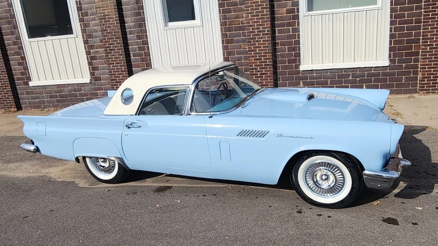 1957 Ford Thunderbird 1st Gen - Image 6 of 6