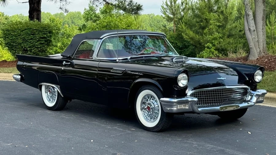 1957 Ford Thunderbird 1st Gen - Image 13 of 31