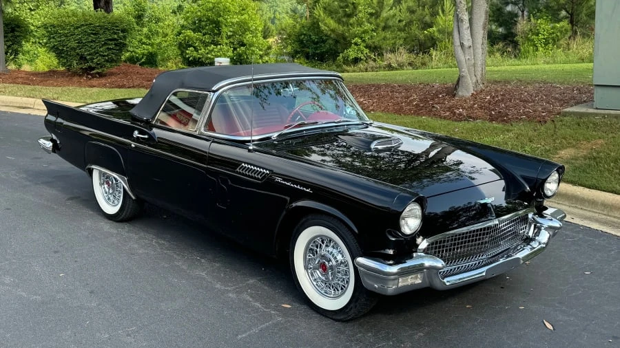 1957 Ford Thunderbird 1st Gen - Image 18 of 31