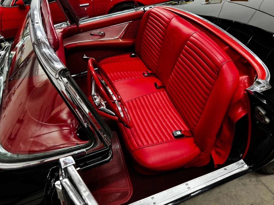 1957 Ford Thunderbird 1st Gen - Image 28 of 31