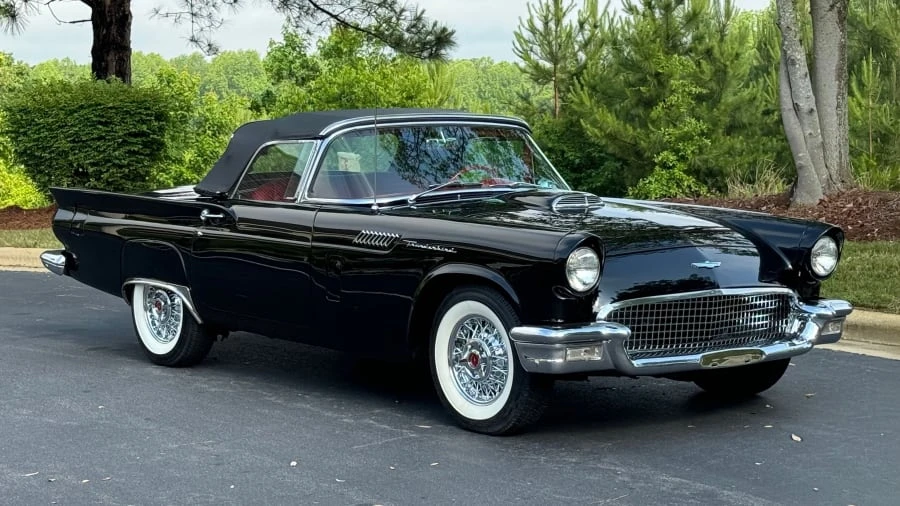 1957 Ford Thunderbird 1st Gen - Image 15 of 31