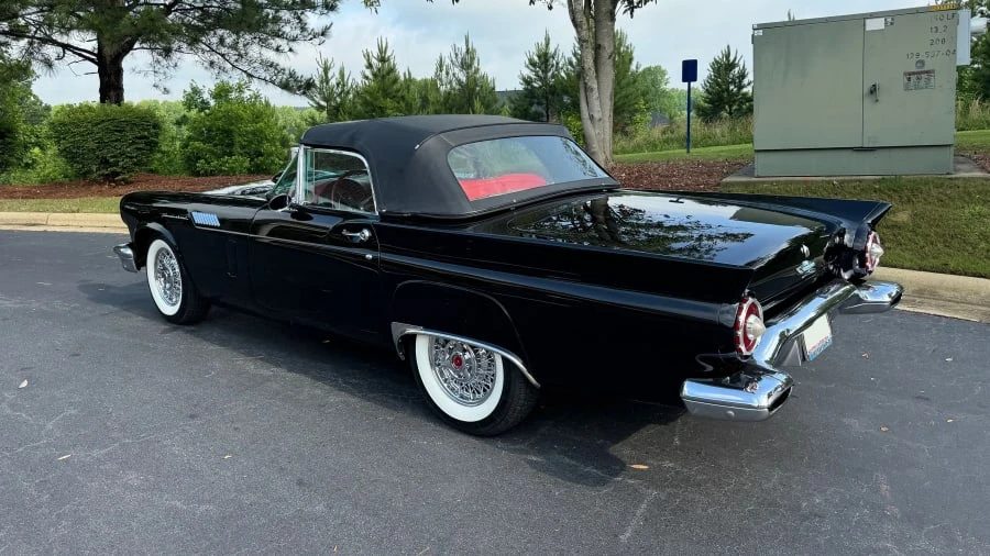 1957 Ford Thunderbird 1st Gen - Image 11 of 31