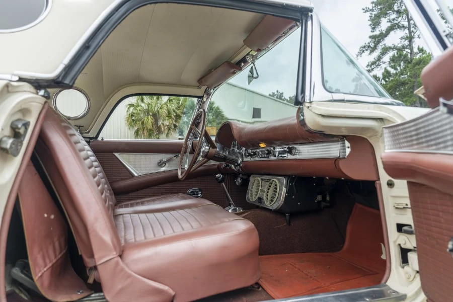 1957 Ford Thunderbird 1st Gen - Image 29 of 31