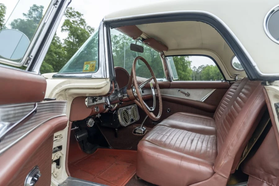 1957 Ford Thunderbird 1st Gen - Image 27 of 31
