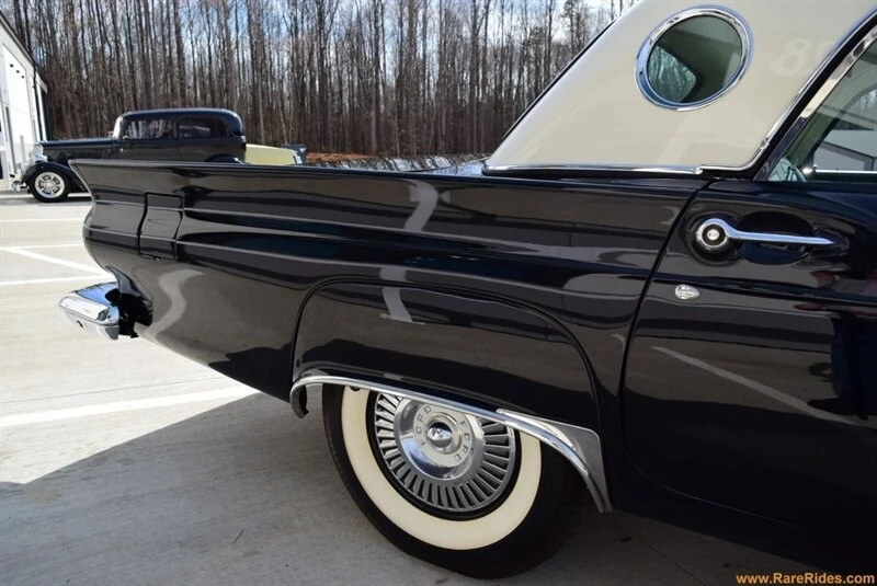 1957 Ford Thunderbird 1st Gen - Image 18 of 31