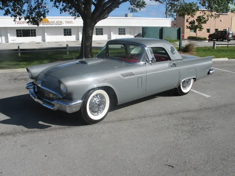 1957 Ford Thunderbird 1st Gen - Image 2 of 2
