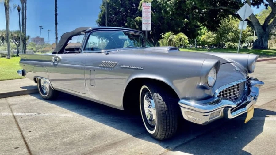 1957 Ford Thunderbird 1st Gen - Image 4 of 15