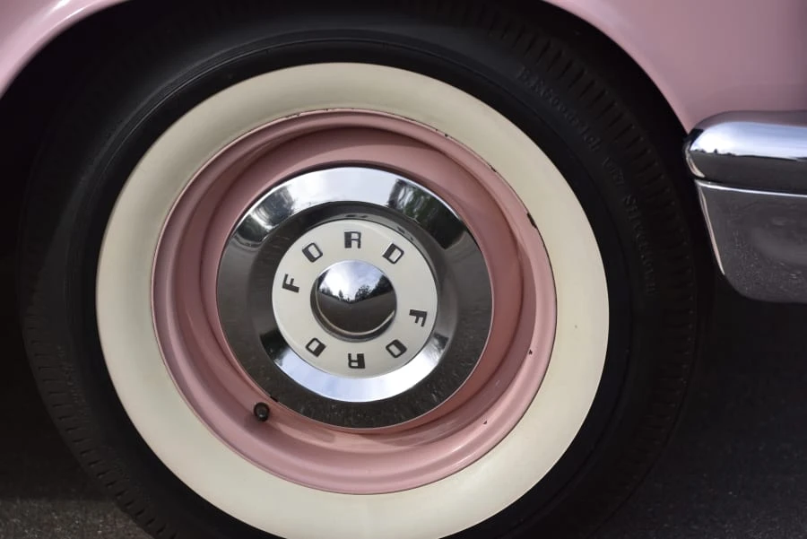1957 Ford Thunderbird 1st Gen - Image 15 of 26