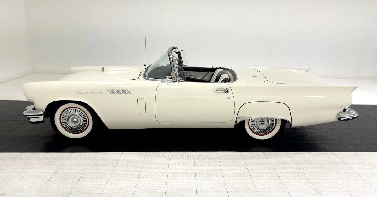 1957 Ford Thunderbird 1st Gen - Image 6 of 12