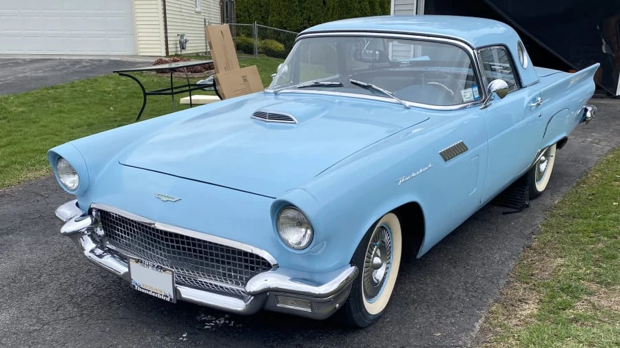 1957 Ford Thunderbird 1st Gen - Image 4 of 8