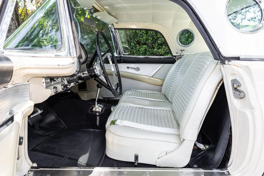 1957 Ford Thunderbird 1st Gen - Image 17 of 27