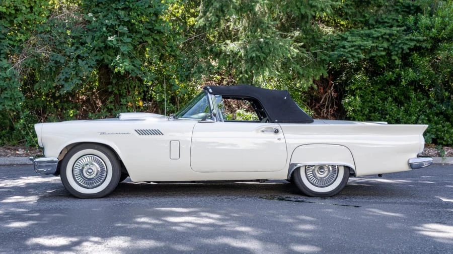 1957 Ford Thunderbird 1st Gen - Image 2 of 31