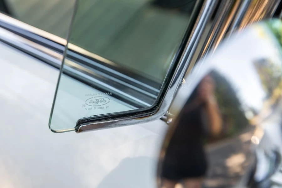 1957 Ford Thunderbird 1st Gen - Image 8 of 31