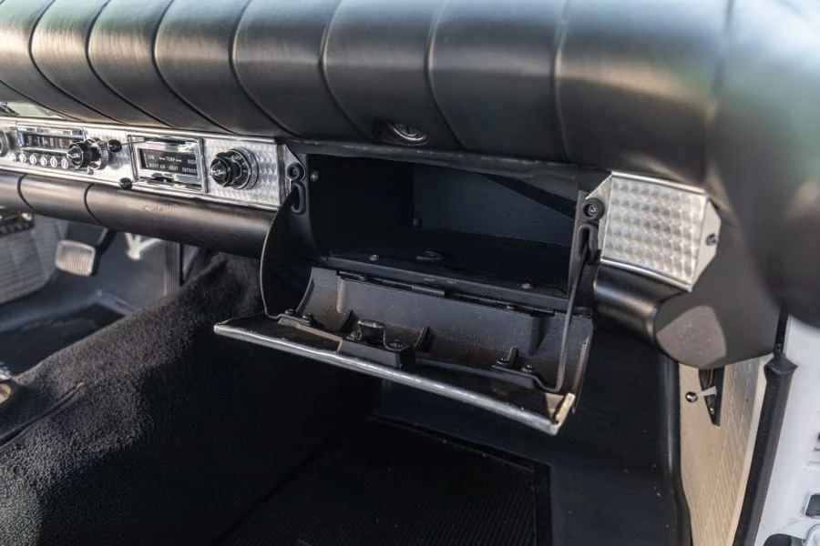 1957 Ford Thunderbird 1st Gen - Image 23 of 31