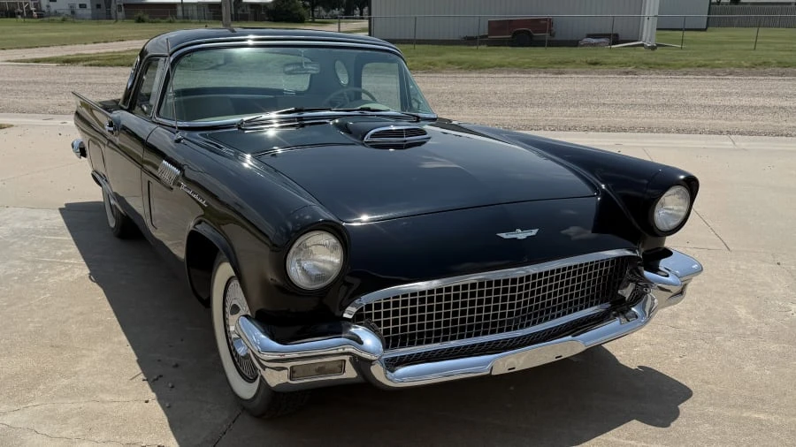 1957 Ford Thunderbird 1st Gen - Image 4 of 19