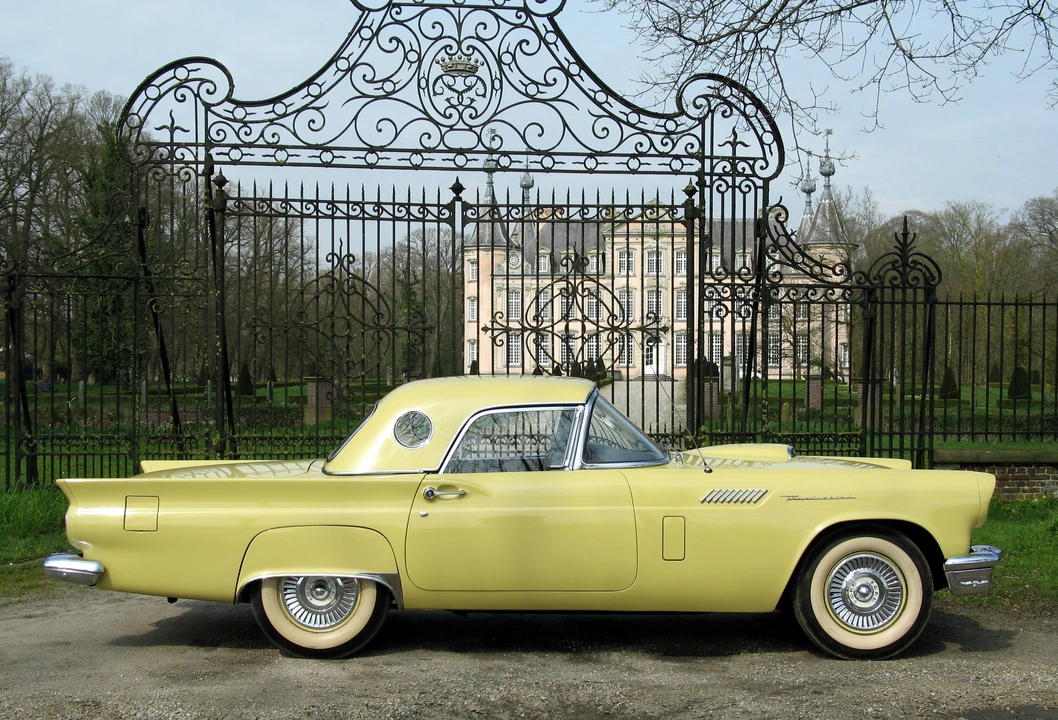 1957 Ford Thunderbird 1st Gen - Image 16 of 24