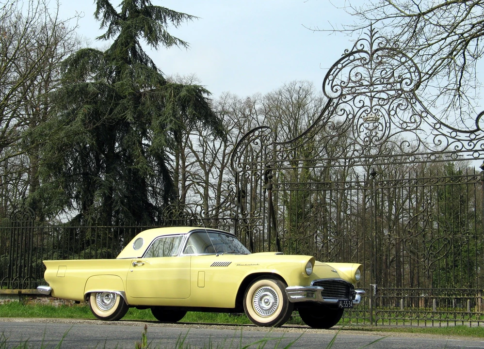 1957 Ford Thunderbird 1st Gen - Image 10 of 24